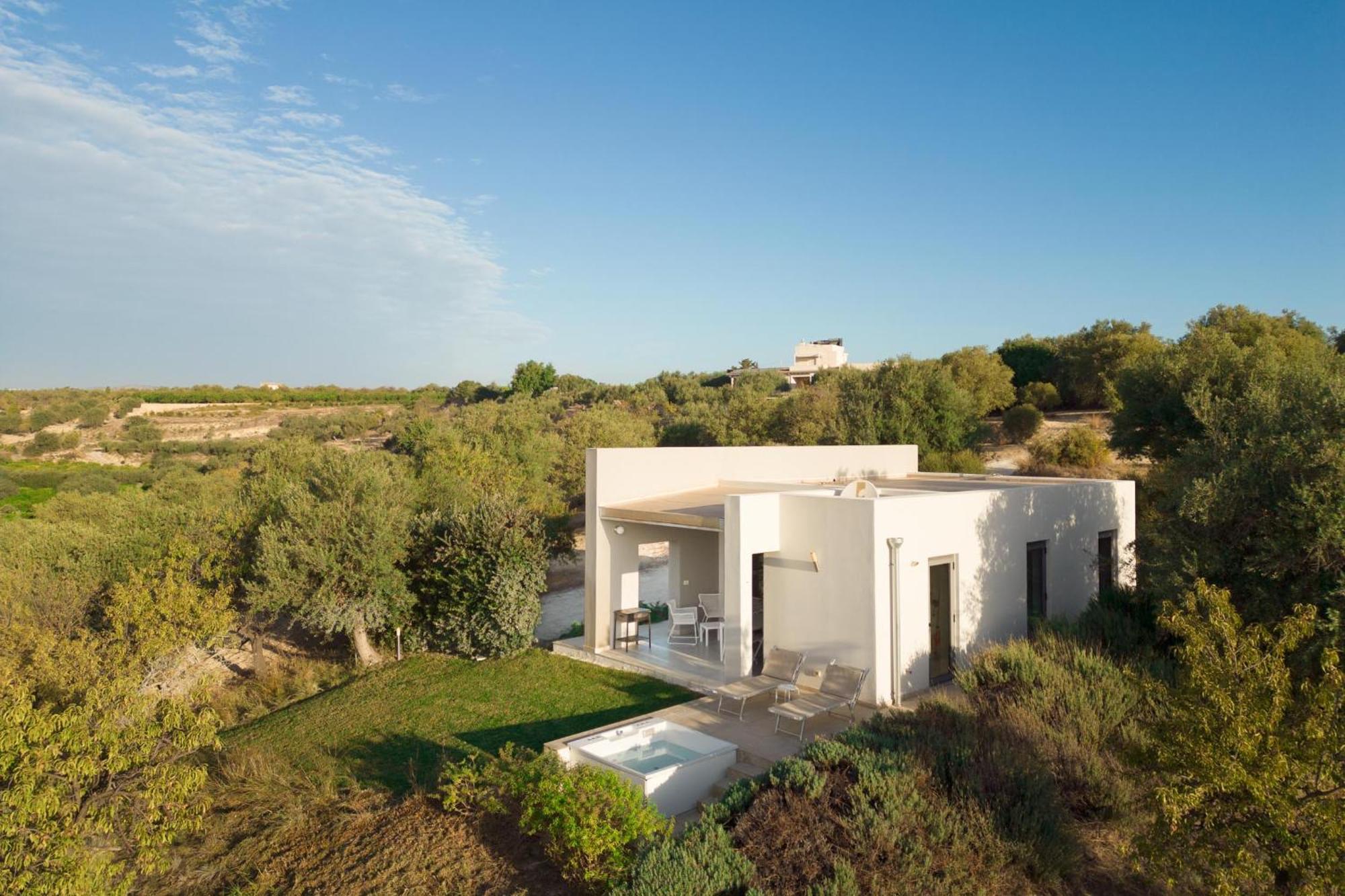 Villa Pettegola Tenuta Il Cavaliere Di Italia Noto- Vista Mare Mini Piscina Idromassaggio Bagian luar foto